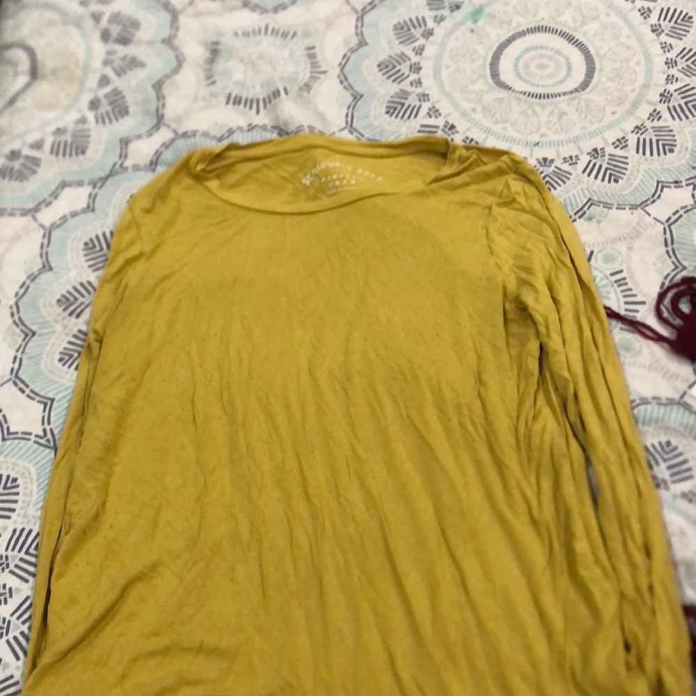Aeropostale super stretchy and soft shirt